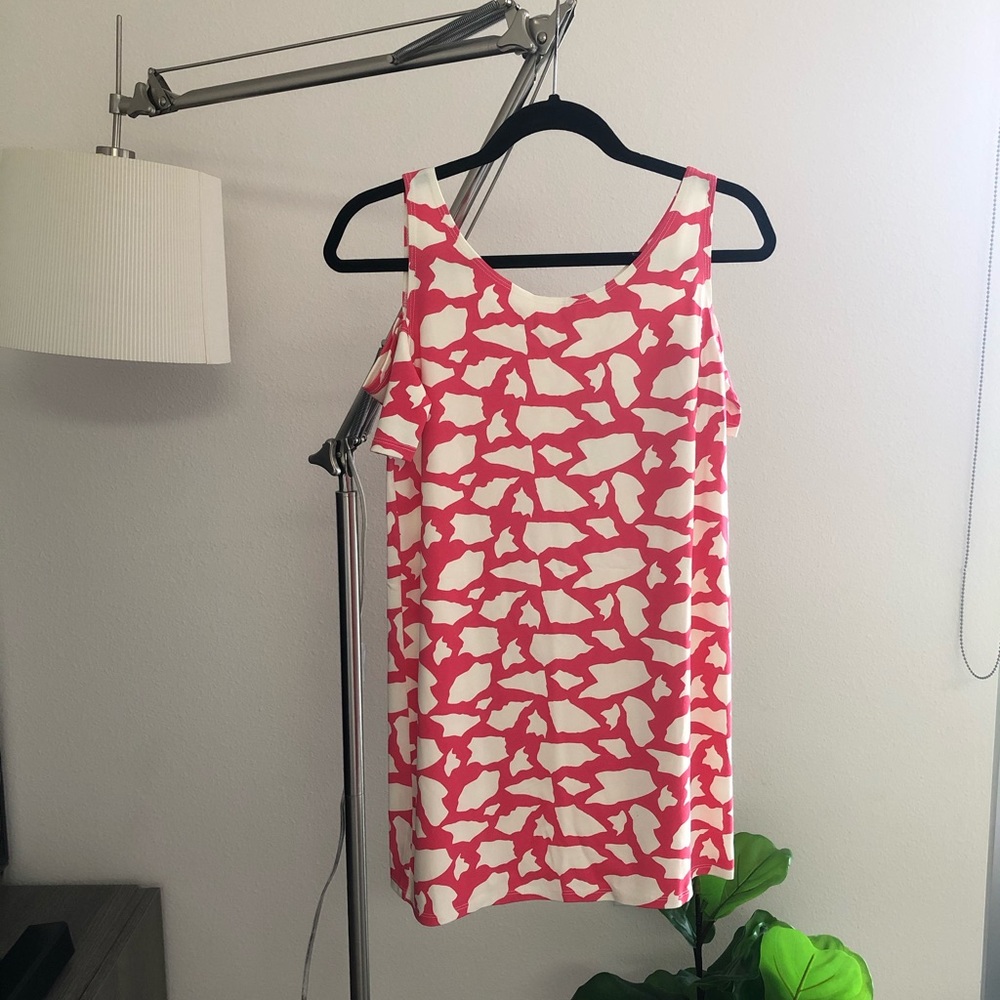 NWT Fighting Eel Shoulder Dress Size Small